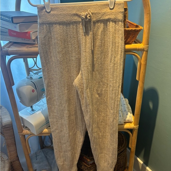 Free People Around the Clock Jogger in Oatmeal - Picture 3 of 5